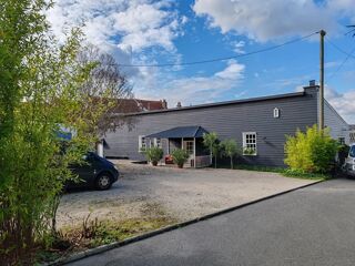  Immeuble  vendre 6 pices 311 m