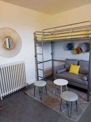  Appartement à louer 1 pièce 20 m²
