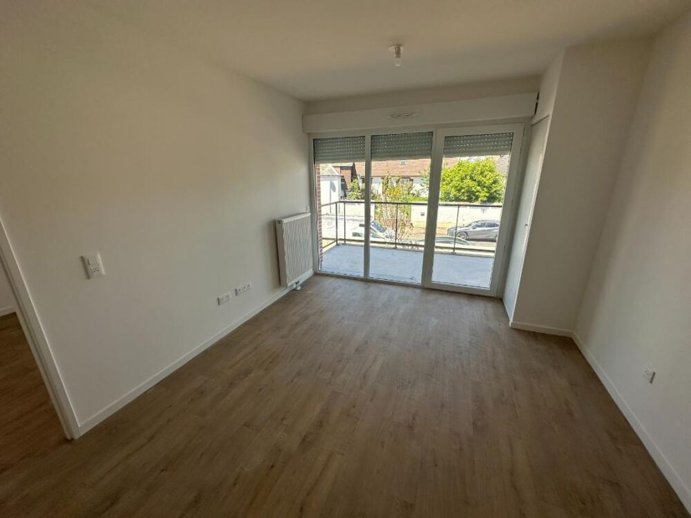 T2 neuf avec balcon et parking à Mainvilliers