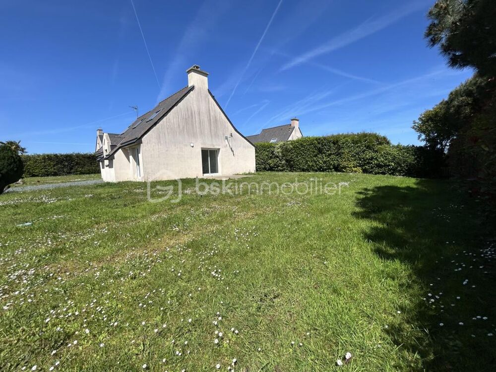 Vente Maison Maison familiale au calme-secteur recherché-4 chambres -jardin 533m2- apercu mer de l'étage Paimpol