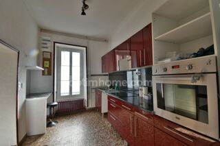  Maison � vendre 8 pi�ces 312 m�