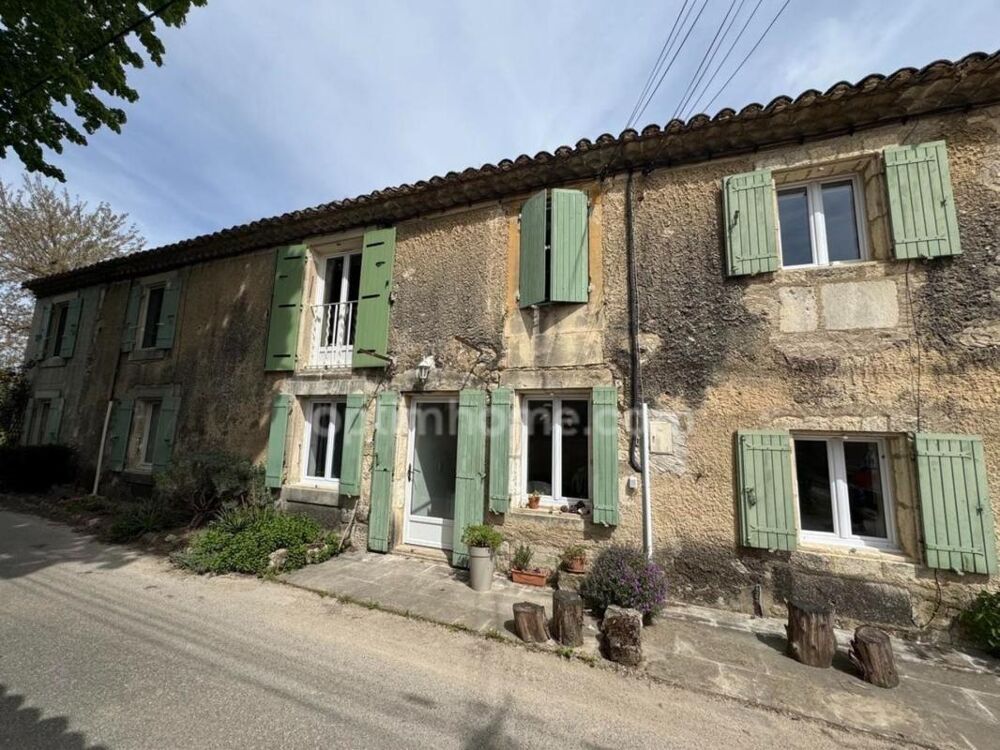 Maison 10 pièces 220 m² · à Saint Remy de Provence · 220 m² · 728 000 €