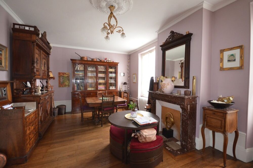 CHÂTEAU THIERRY (02) à vendre belle maison bourgeoise et son jardin joliment agencé