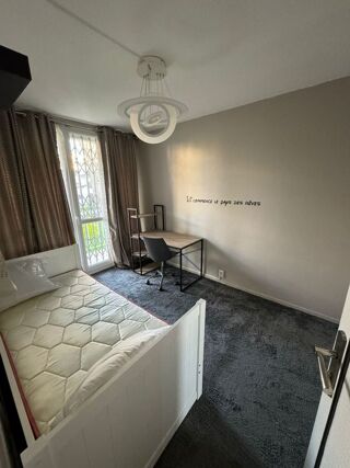  Appartement � louer 6 pi�ces 99 m�