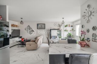  Appartement � vendre 4 pi�ces 83 m�