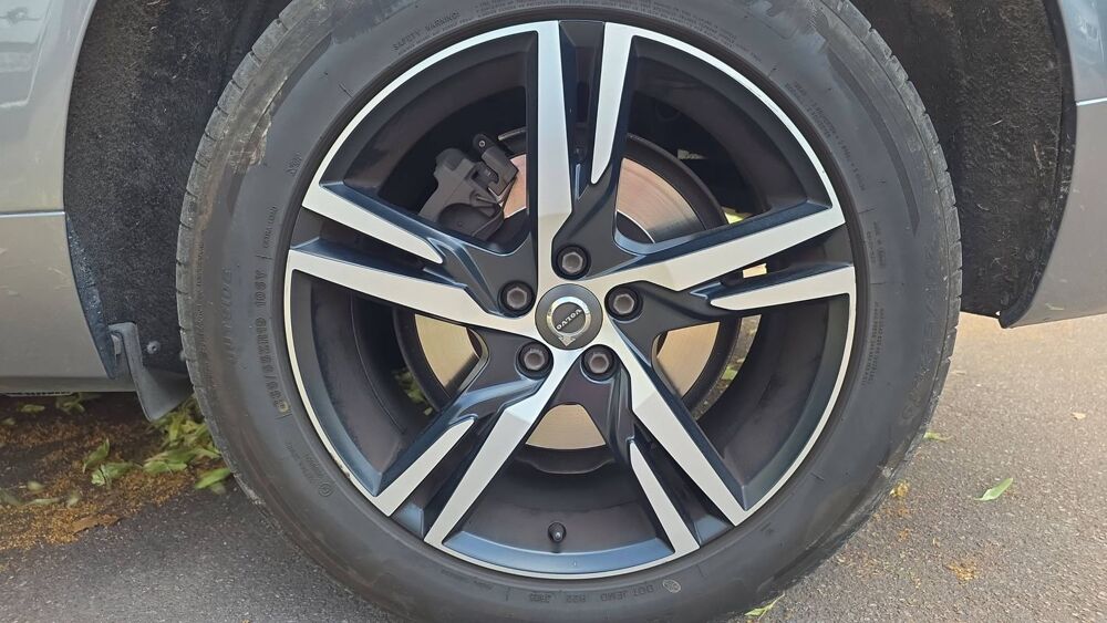 XC60 II 2.0 D4 190 Geartronic8 R-Design - Automatique Toit ouvran 2018 occasion 10000 Troyes