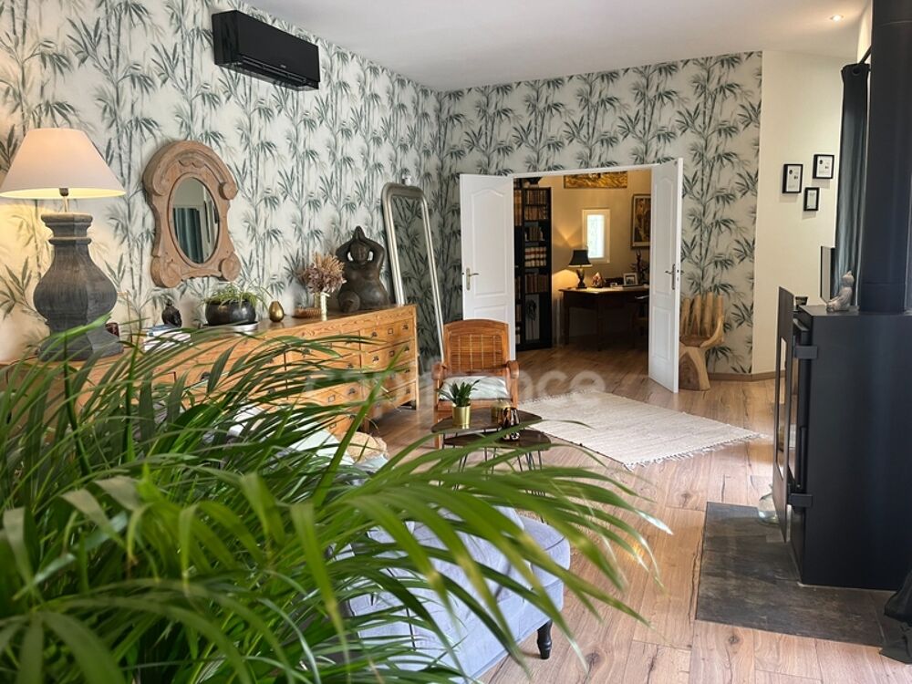 � vendre  Villa Uz�s (30700)