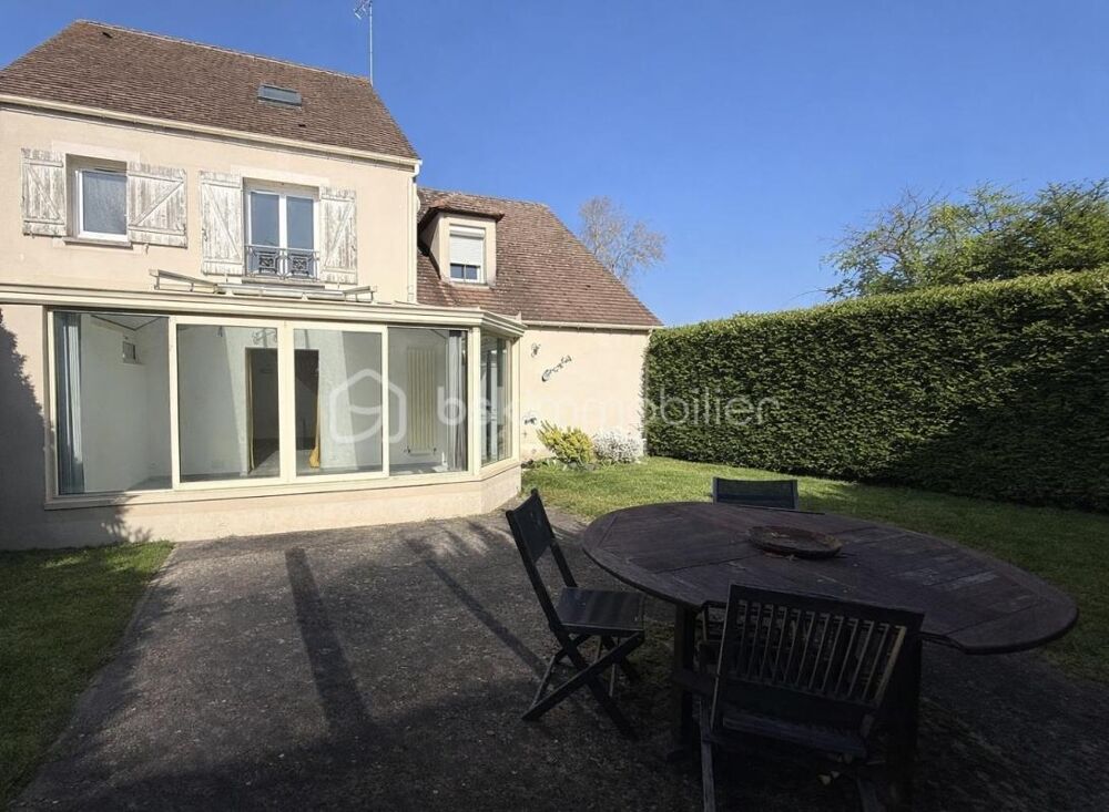 Maison lumineuse 106 m²  3 chambres  Véranda plein sud  Jardin sans vis-à-vis  Garage