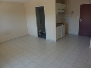  Appartement à louer 1 pièce 25 m²