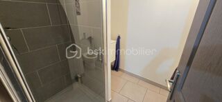  Immeuble � vendre 10 pi�ces 245 m�