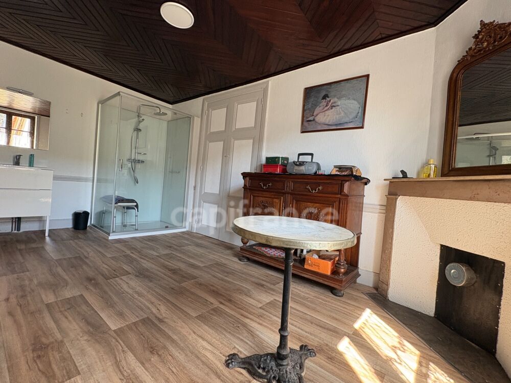 Vente Maison Proche de NOIRETABLE  : MAISON DE CAMPAGNE de 157 m2 avec DEPENDANCES  et TERRAIN de 1200 M2 Saint jean la vetre