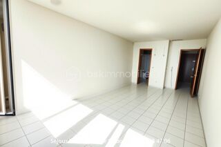  Appartement  vendre 4 pices 76 m