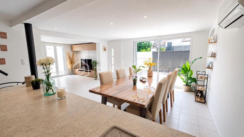 Vente Maison Le Castellet – Maison familiale T5 avec garage sur 200 m2 de terrain Le castellet