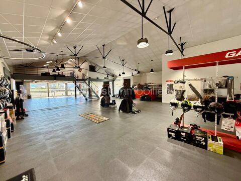   LOCAL COMMERCIAL – Emplacement premium à LESCAR 