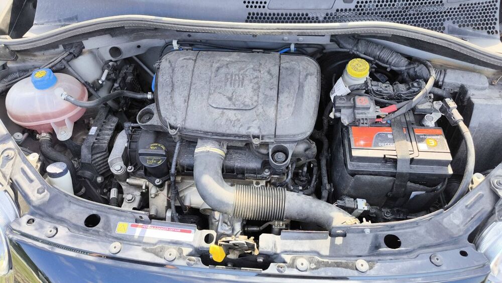 500 C 1.0 70 hybrid S Club 2023 occasion 20240 Ventiseri