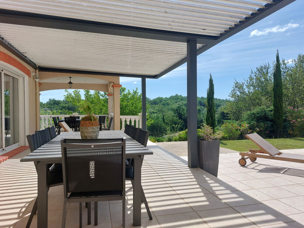 Vente Villa Maison à vendre 6 pièces MONTAUBAN (82) avec jardin, piscine, pool house et sous sol complet de plus de 150m² Montauban