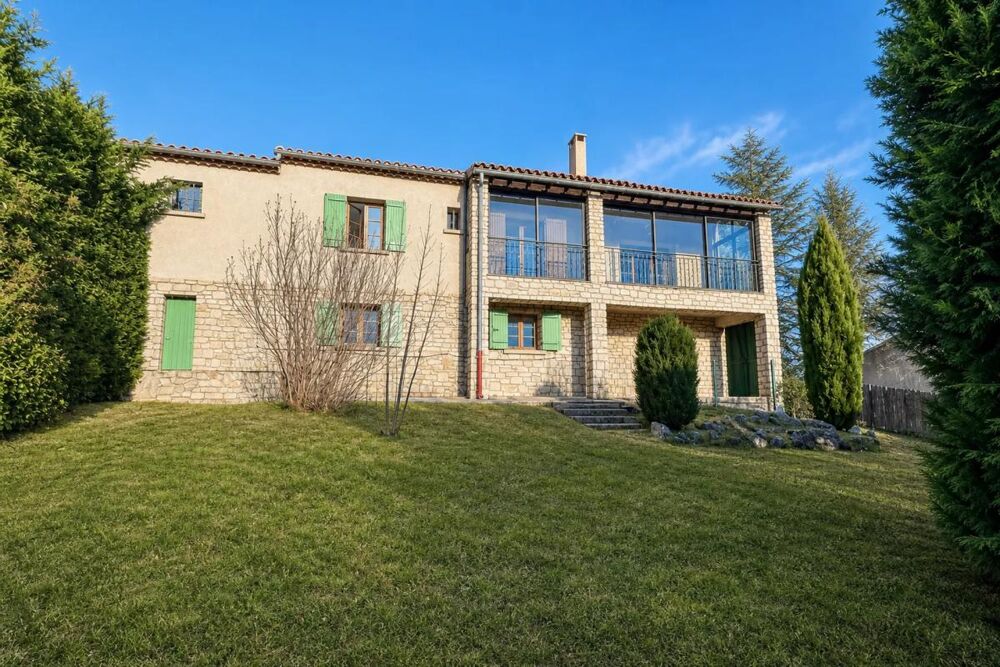 Spacieuse maison à Sault avec grand jardin