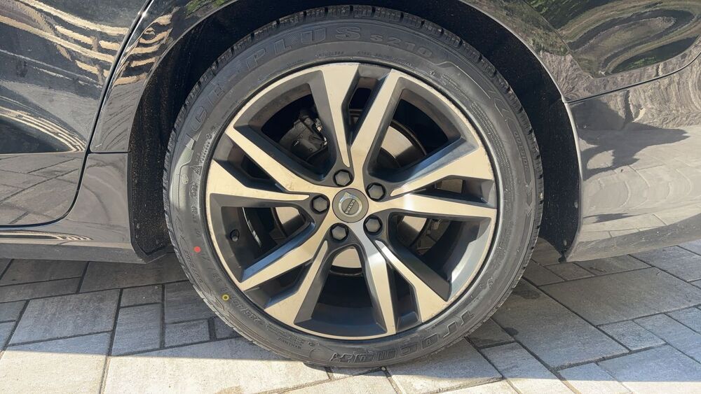 V60 2.0 D4 190 Mild Hybrid Geartronic R-Design 2021 occasion 88200 Remiremont