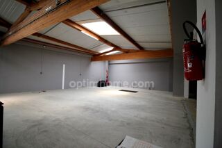  Parking / Garage à vendre 1 pièce 75 m²