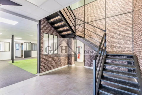   A VENDRE MORANGIS 2345M2 