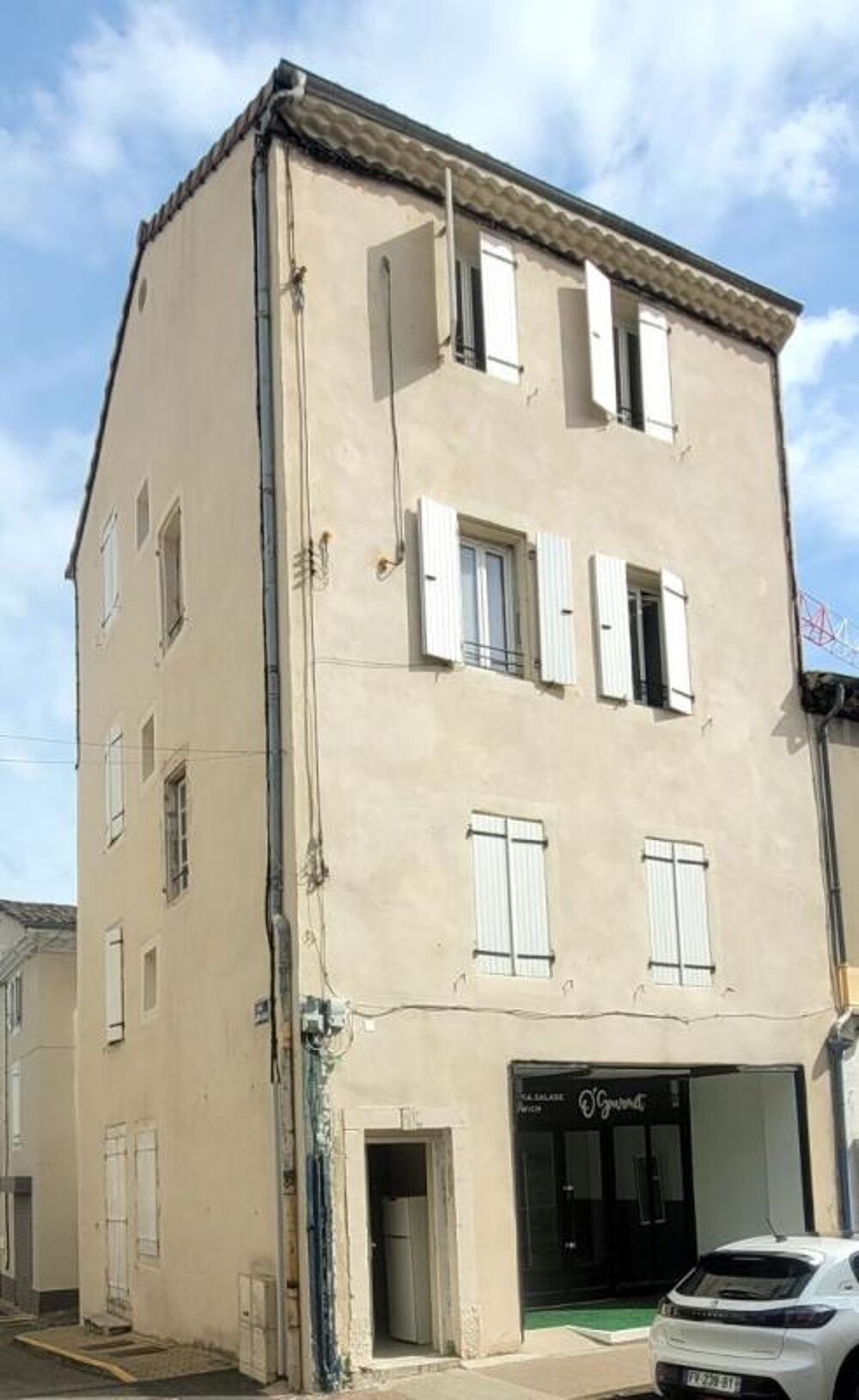 Vente Immeuble IMMEUBLE DE RAPPORT , RENDEMENT 10,13 %  225 000 EUROS Montelimar
