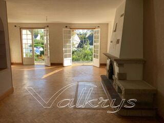  Maison � vendre 10 pi�ces 180 m�