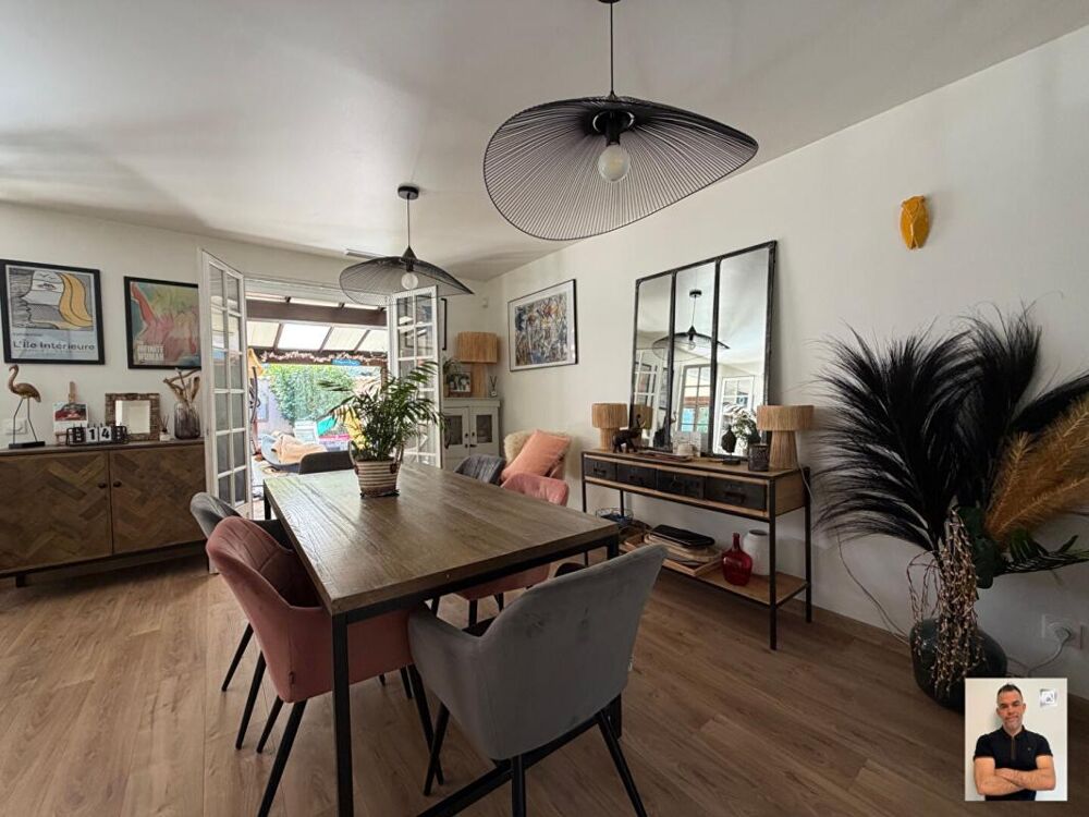 Vente Maison Maison Gareoult 5 pièce(s) 155 m2 Gareoult