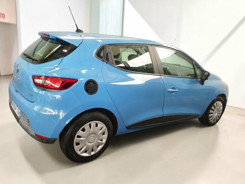 Clio IV 1.5 DCI 90 ENERGY BUSINESS 5P 2013 occasion 06640 Saint-Jeannet
