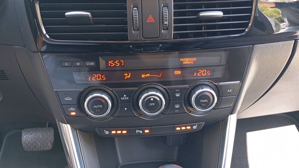 CX-5 Skyactive-D 175 4x4 BVA6 S&eacute;lection - Automatique Toit ouvran 2015 occasion 50750 Bourgvallees