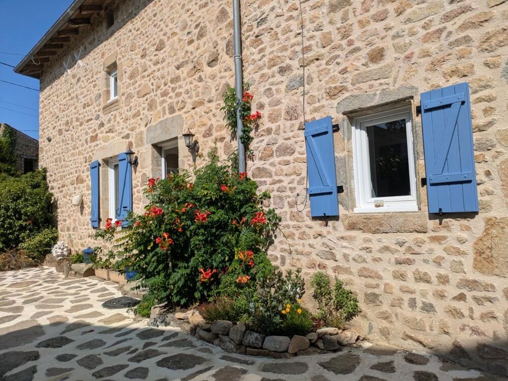MAISON EN PIERRE AVEC FORT POTENTIEL - 173m -3 CHAMBRES +2 MEZZANINES