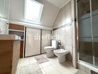  Maison � vendre 6 pi�ces 149 m�