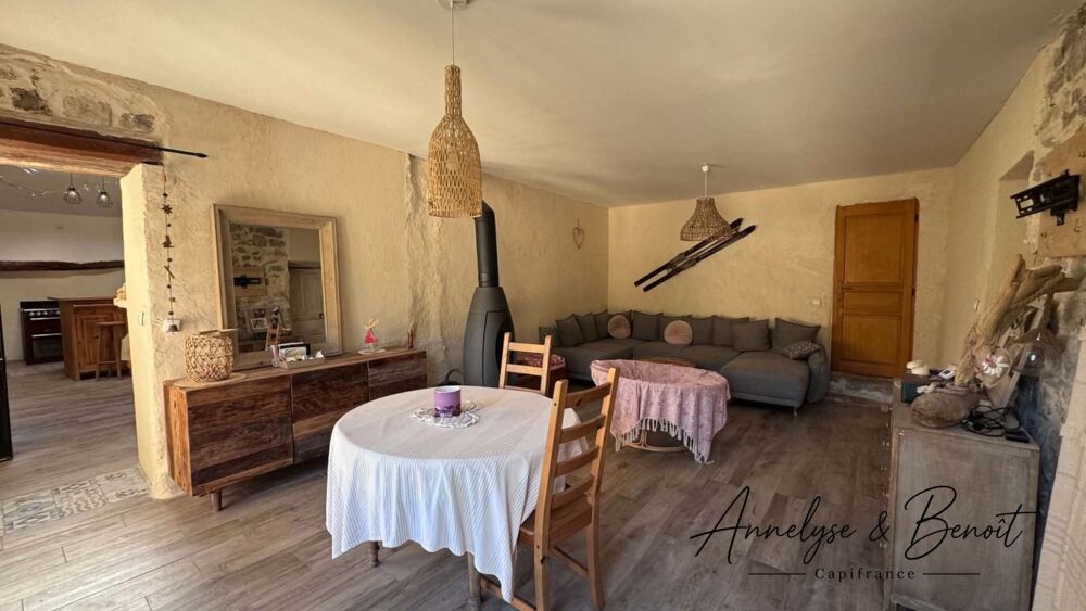 Vente Propriété/Château À VENDRE – PROPRIETE EN PIERRES RÉNOVÉE – LA PIARRE – NATURE & AUTHENTICITÉ La piarre