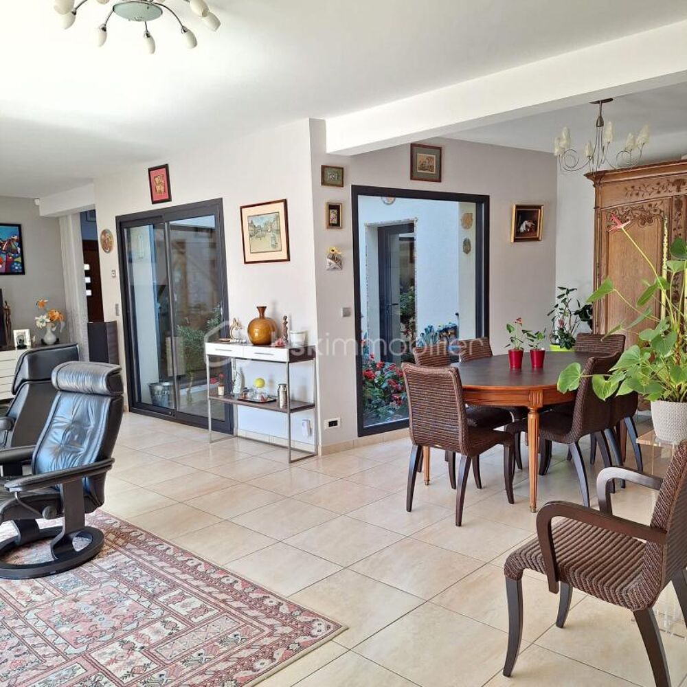 Vente Maison Maison alliant calme et surface – coup de cœur garanti Commer