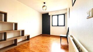  Appartement à vendre 4 pièces 77 m²
