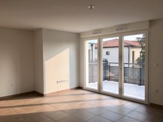  Appartement à louer 3 pièces 62 m²