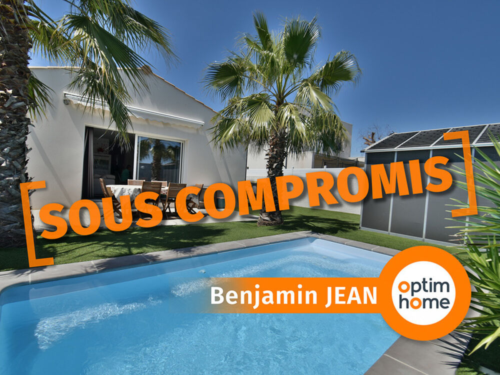 Maison récente de plain-pied avec piscine et extérieur paysagé
