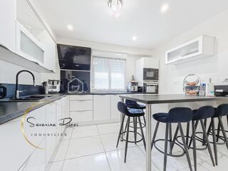  Maison à vendre 7 pièces 145 m²