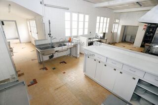  Maison  vendre 15 + pices 1260 m