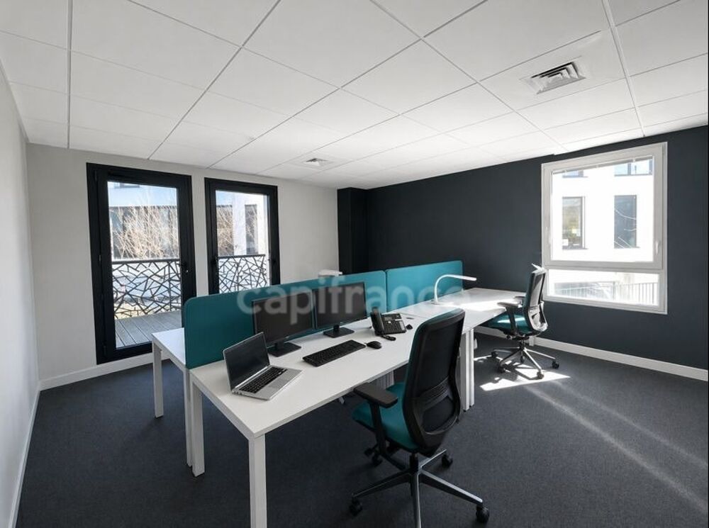   Plateau de Bureaux Moderne 204 m² avec stationnements privatifs couverts et terrasse – Parc des Glaisins (Annecy-le-Vieux) Annecy le vieux