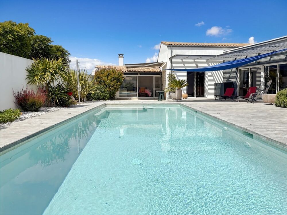 Coup de coeur ! Demeure de caractère rénovée avec piscine