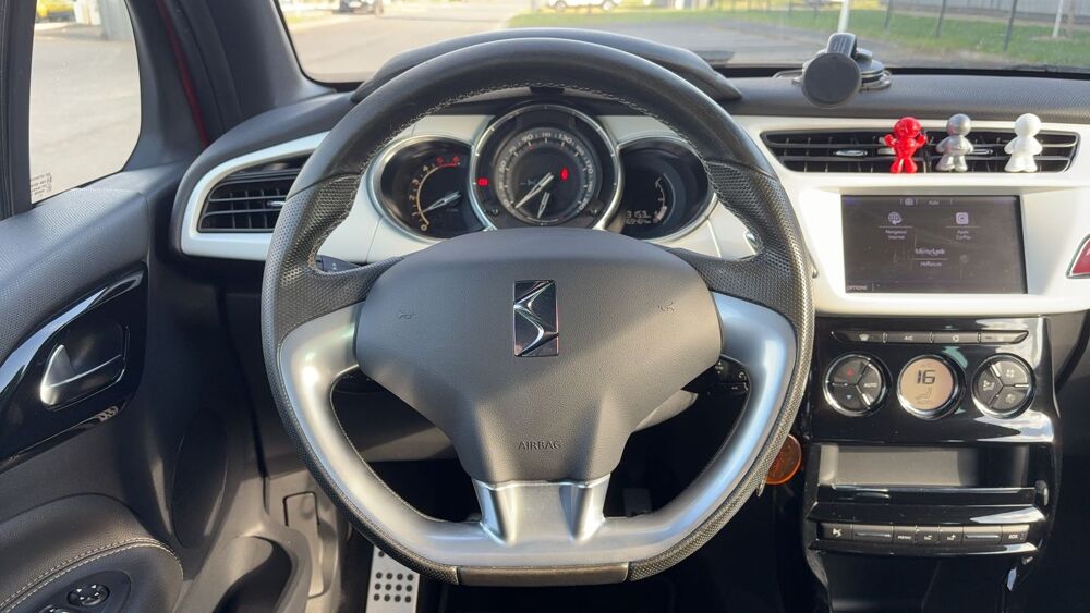 DS3 1.6 BlueHDi 100 Sport Chic 2016 occasion 37230 Fondettes