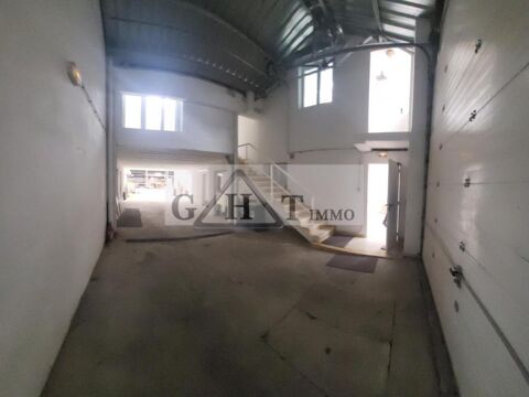   Local d'activité de 462 m²  Quartier LA PIE 