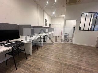  Local 80 m² à louer Creteil