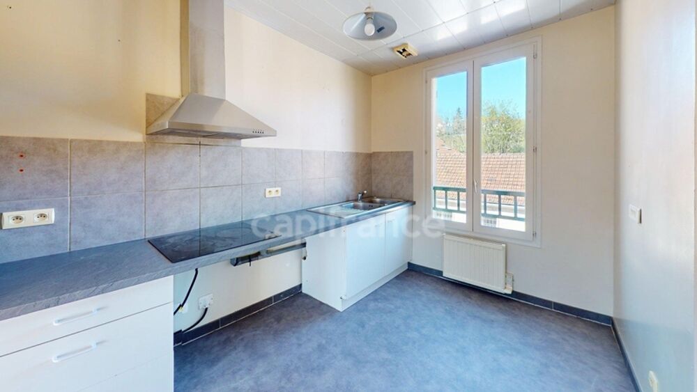 F3 de 72 m² à Corbeil-Essonnes, balcon, cave, RER D