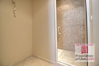  Propriété/château à vendre 8 pièces 247 m²
