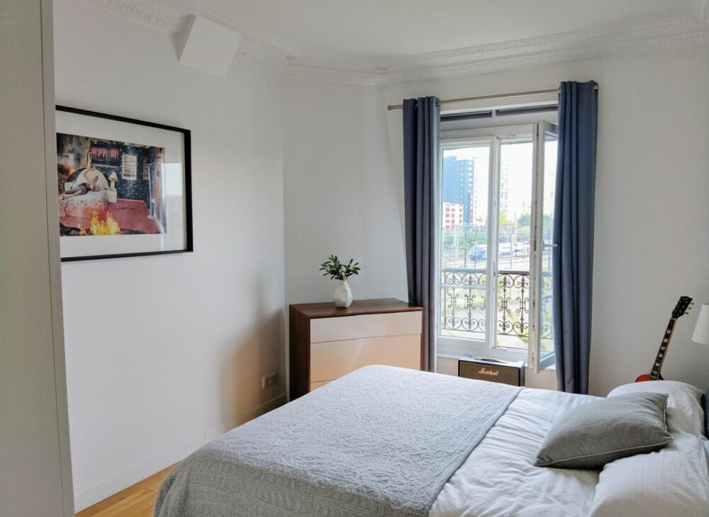 Vente Appartement Elégant trois-pièces en parfait état avec vue sur l'horizon Paris 15