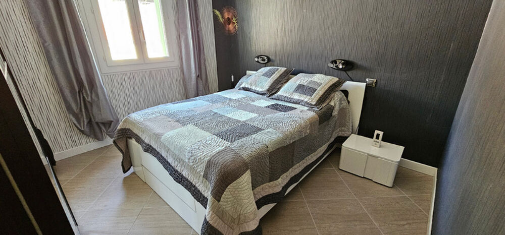 Dpt Corse (20), à vendre SAINT FLORENT appartement T3 55m²- centre ville