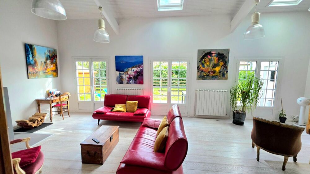 Maison Le Pian Medoc 4 pièce(s) 115 m2