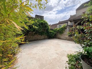  Propriété/château à vendre 7 pièces 240 m²