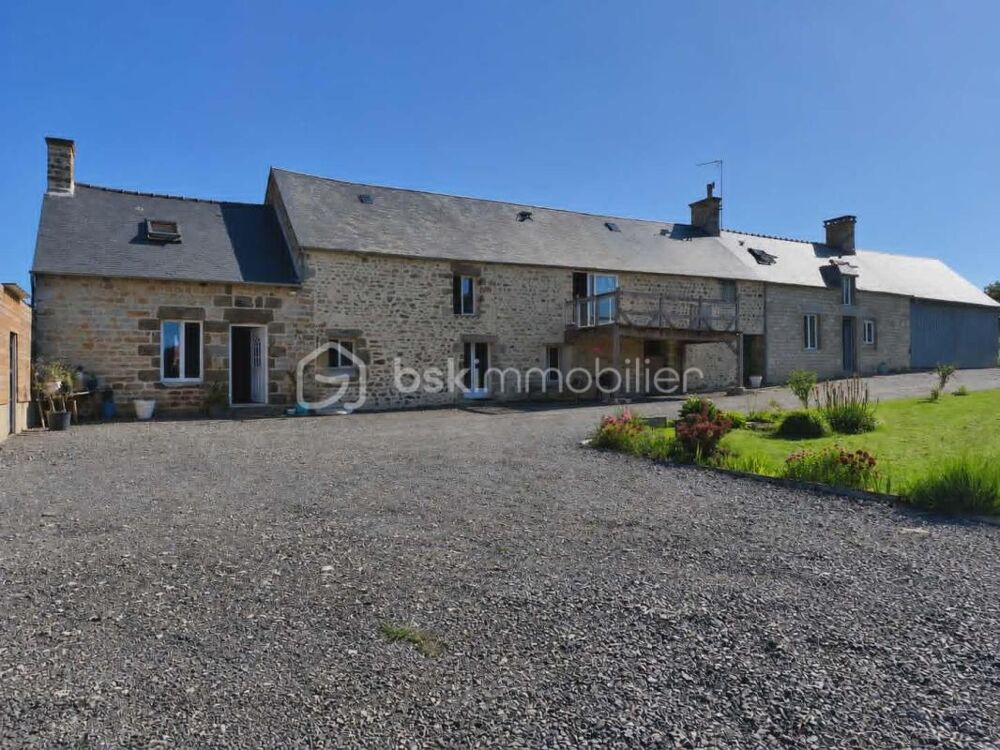 Longère en pierre 206 m2 avec dépendances - Saint-Patrice-Du-Désert